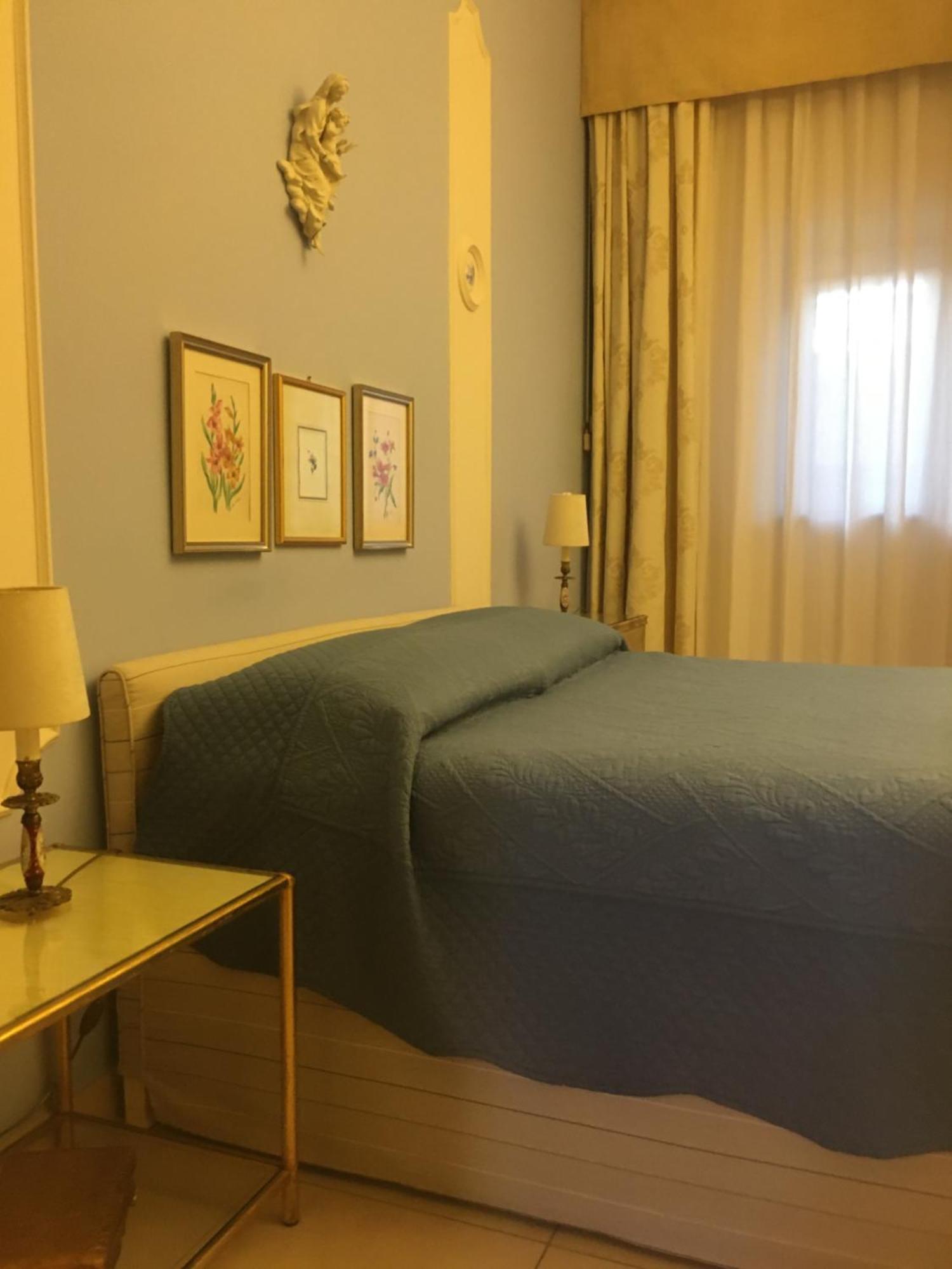 Domus Felix Bed & Breakfast Sorrento Dış mekan fotoğraf